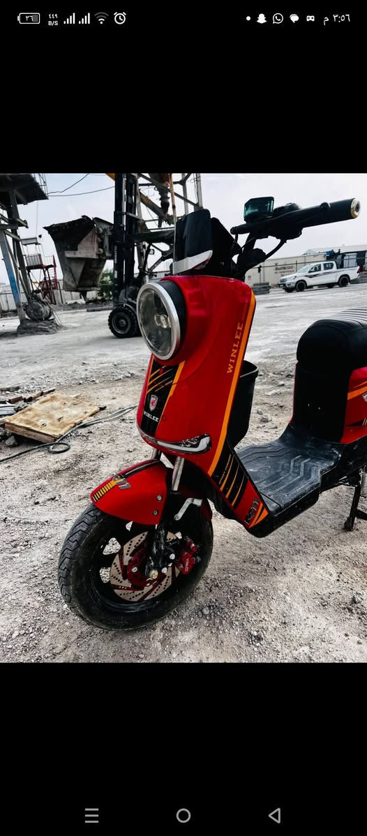 سلام عليكم شباب R11 للبيع موديل 26 صار اغل من شهر عندي شتريته من وكيل 700 وصل ضمان موجود جديد كلش اي شي ممبدل بيها سرعه 120 محتاج وريد بيعها سعر 650 بالعافيه علياخاذها بصره الزبير صحفيين ***********
