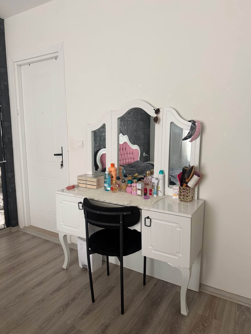 مرحبا غرفة نوم تركي ٦ قطع نظيفة بس بيهه ملاحضة بسيطه
السعر ٤٥٠ الف أربيل, العراق


**إذا كنت صاحب هذا الإعلان وتريد حذفه لأي سبب، رجاءا أرسل رسالة إلى الدعم الفني**