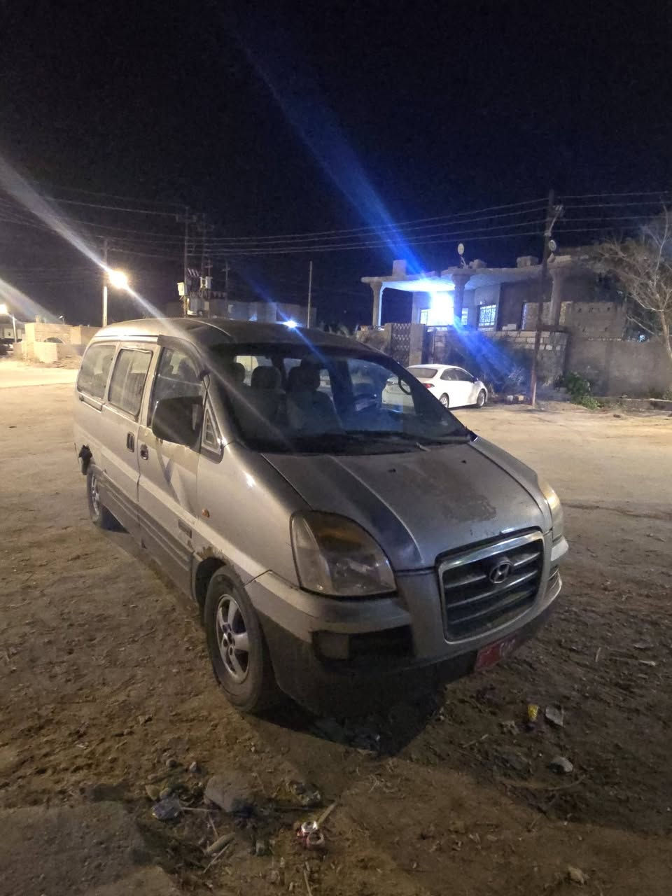 السعر ٣٣ ورقة التفاصيل:
ستاركس ٢٠٠٧ وكالة منتهية
مكان السيارة البصرة 
رقم مثنى
البدي واضح بالصورة 
محرك وكير كاملات جاهزات
مطلوبة السيارة للهيئة مليون 
راعي السيارة موجود
شاصي ملحوم


**إذا كنت صاحب هذا الإعلان وتريد حذفه لأي سبب، رجاءا أرسل رسالة إلى الدعم الفني**