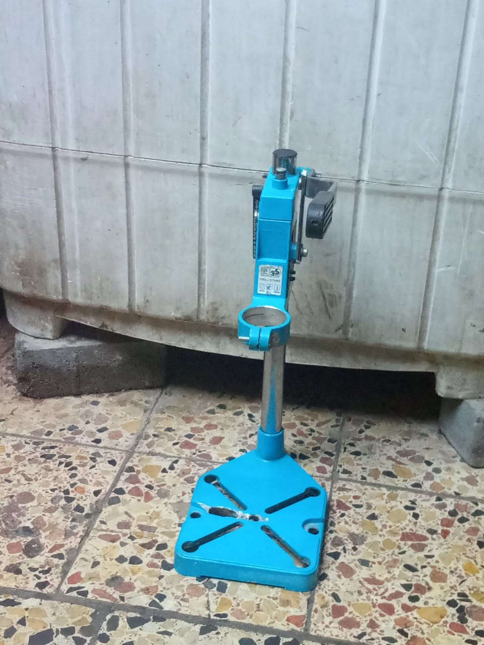 ⭕ يوجد توصيل لكافه المحافظات
ستاند دريل  اخو الجديد استعمال قليل السعر 25 الف المكان بغداد ***********
