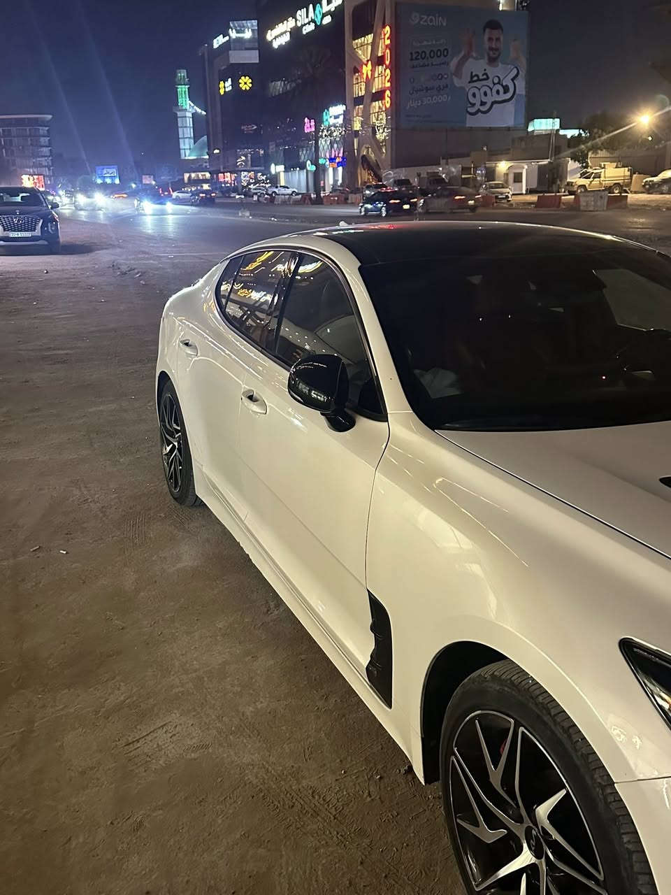 السلام عليكم
كيا ستنكر جيتيلاين 2.5 توربو
حادث قبغ جنطة تبديل بدون صبغ موضح بالصور
و بيهة شخط بالبنيد 
السعر 204 
*********** واتساب
