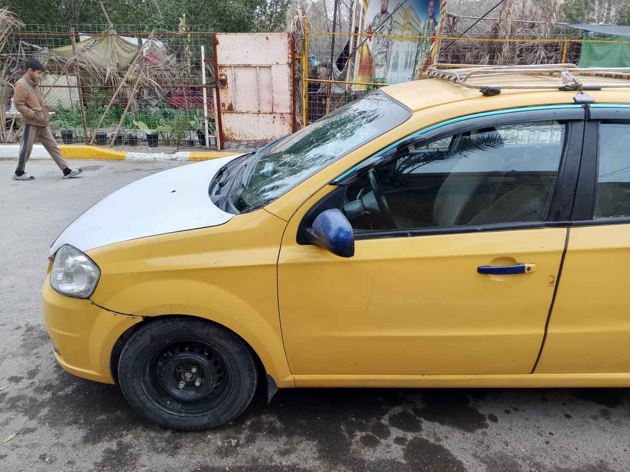 سلام عليكم افيو للبيع السعر 40سيارة جاهزه بغداد وارد امريكي المكان الحسينيه ***********
