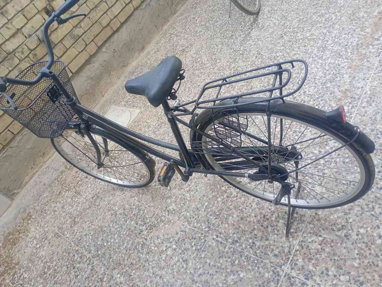 كروب بناتي اصلي  حجم 26 سعر 90 ماعندي ***********
