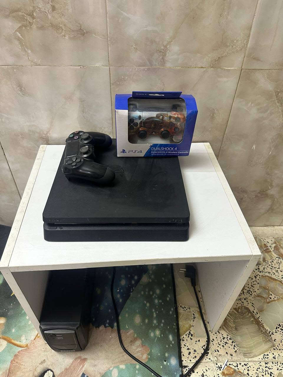 سلام عليكم شباب عندي بلي فور  عدد 4 مهكرات مع ملحقاتهن مع يده جديده موشمه كارتون ويده اصليه
سلم نضام 12نص تيره +يو بي اس+يدات عدد2وحده اصليه وحده كارتون موشمه+ميز
سعر قفل 340
فات نضام 9 نص تيره كامل مثل الي قبله مع جميع ملحقاته
سعر 300
فات نضام 12نص تيره مع جميع الملحقات المذكوره 250 الاسعار قفل اتصال وتساب ***********
