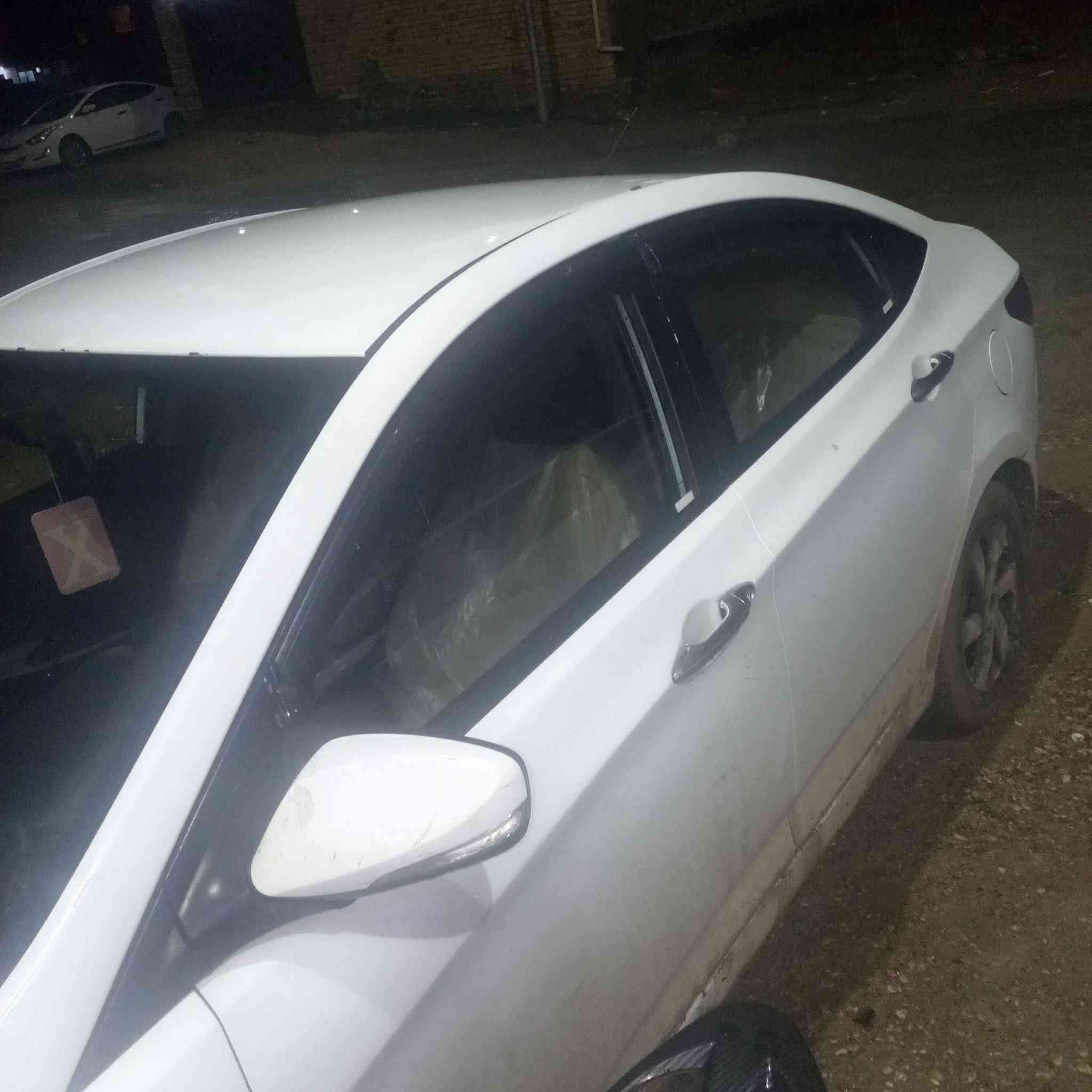 اكسنت خليجي موديل 12 العنوان كوت مركز المدينة تفاصيل الاتصال على الرقم ***********
