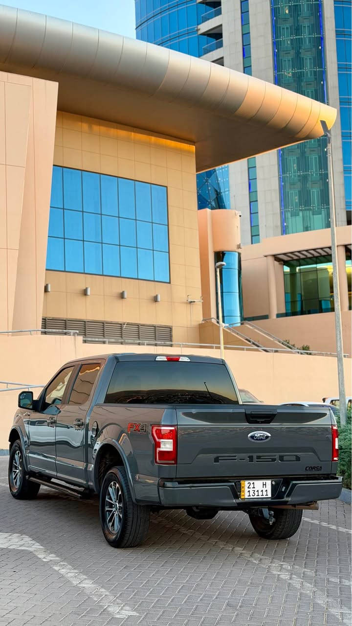 ﷽
‏ FORD F150 STX 2020
◽️فؤرد F150 مواصفات STX موديل 2020
 فور ويل ( دفع رباعي )
لون مميز سمنتي☑️
بودي قصير باب كبير مرغوب

◽️محرك V8  محرك مرغوب
🔹گير و محرك بشرط مامفتوح كل على وضع بيلادي 📦
🔹ماشية ( ٦٨ ) الف حقيقي بشرط
🔹سيارة جديد مثل شريكة 

◽️سيارة جديد بدون شخت بدون رصعات
🔹بيها ( جملغ سايق و بونيت و شبر من باب خلفي) بدون دواخل شرط
أيرباگ كل بيلادي 
🔹سيارة داخل و خارج كل جديد نفس بيلادي📦🔥

◽️مواصفات فول مواصفات ما عدا فتحة
(   فور ويل - شاشه كبير -كاميرا - سكليتر كهربا - تبريد مركزي - بريك بصمة   - - داخل بدي ليد - ڤوليوم - تحديد سورعة - بعد هواي مواصفات )

◽️محرك كير  بشرط مامفتوح
سياره حيل نظيفه كلشي علي بلاد لوك
بسميً السنويه بشرط تحويل و خرامه 
سياره مابيها دينار مصرف كامل من كل نواحي

◽️نظافه ١٠٠٪؜ كامل سيرفس بدون نقص و بدون مصرف سياره اي نقص مابيها 
4 أيطارات جديدة ويل تحتها 
تاير و ويل بيلادي شريكه 

نفسي يوم /تحويل و كاله حاظر
مكان / داخل سليماني
◽️سعر _218
◽️موبايل /*********** السليمانية, العراق
