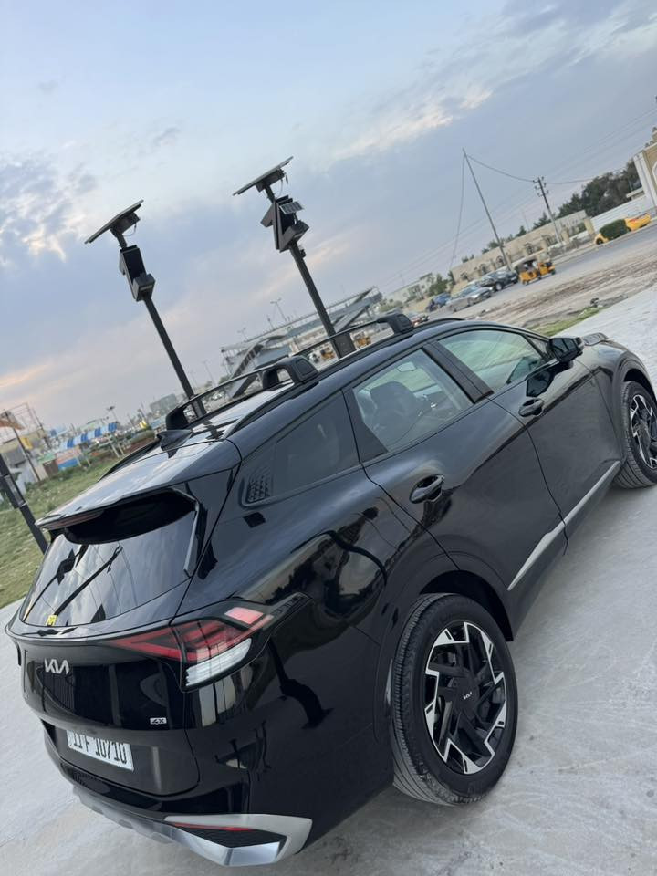 السلام عليكم سبورتج 24
SXبرستيج اعل فئة 

شنو موصفات يعجبك بيها ومعروفه البرستيج 

حادثها قطعتين مبدلات نفس الون بلاديات 

جاملغ وبنيد بدون دواخل 

سياره ماشيه قليل مصارلها شهرين من دخلت ورقمتها بيدي رقم مميز سعرها مناسب اتصل وتدلل عنواني بغداد وهذه رقمي 

***********
