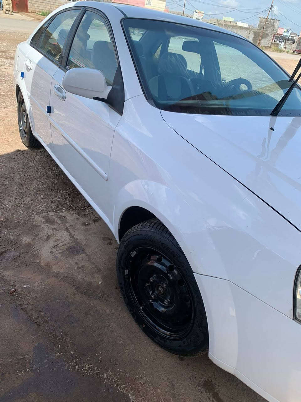 السلام عليكم من رخصت صاحب الكروب عندي هذه السياره اوبترا موديل 2013 رقم سليمانيه رقم نكليزي بسمي تريد تحويل تريد وكاله سعرها 90ورقه وبيها مجال سياره جاهزه من كلشي بس بيه صبغ چاملغ الايسر الخلفي  هذه رقمي للشراي ***********
