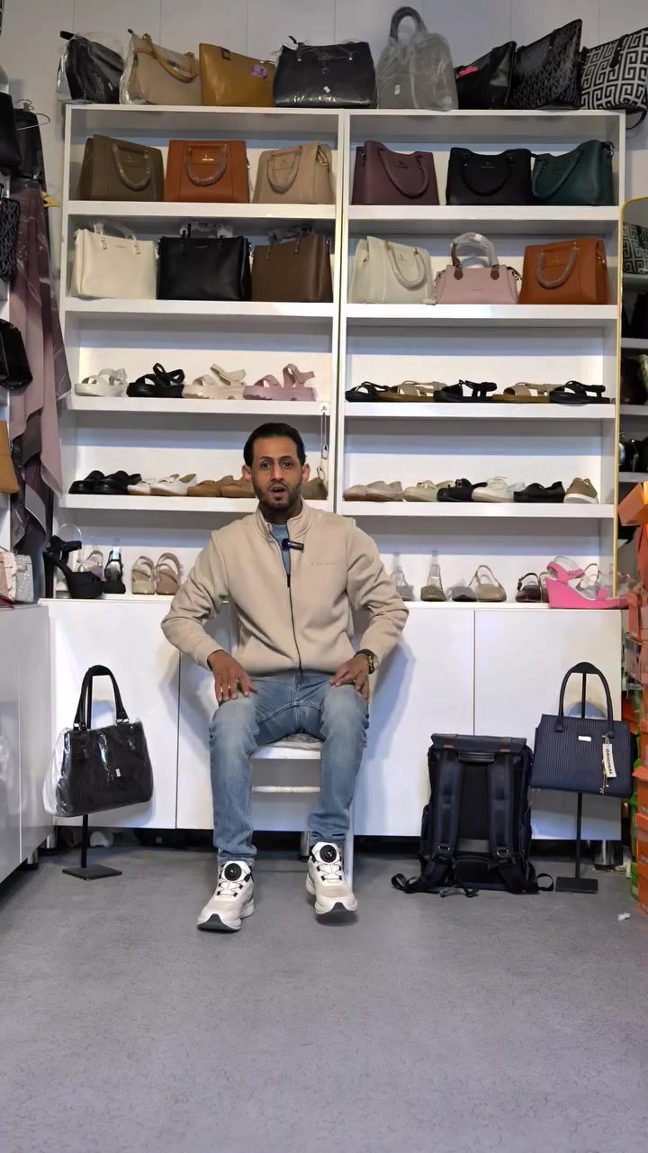 تخفيضات حلوة بانتظاركم 👛👠
أحذية وحقائب بأسعار مميزة لفترة محدودة  لحگوا #تخفيضات #العيد
للاعلان الاتصال على الرقم ***********
انستا ue13r
تيك توك مهندس علي
