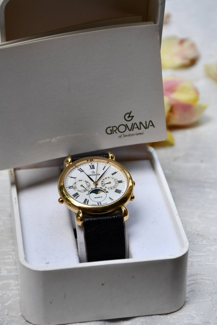 تحفه كروفينيا قمري سويسري بلعلبه كتلوك نضافه 95سعر طيب 
قطر 35


**إذا كنت صاحب هذا الإعلان وتريد حذفه لأي سبب، رجاءا أرسل رسالة إلى الدعم الفني**