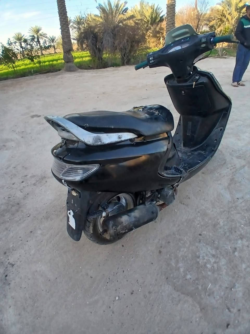 سلام عليكم فراشه للبيع حاويه فحل نضيفه مكينه مامفتوحه خير من الله لاتبخير ولاتنقص كهربائيات شغاله عوزه بس باتري مكاني بابل الكفل سعر 300وبيهه مجال الاستفسار (***********)
