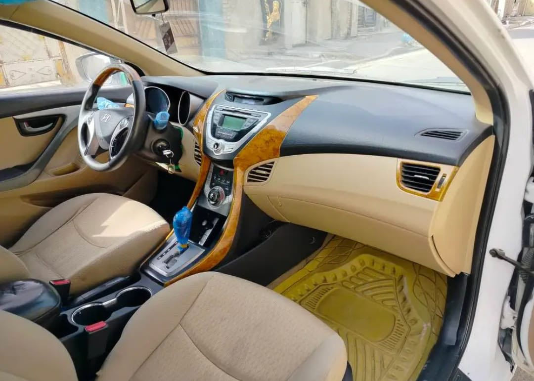 للبيع النتراه 2014 خليجي رقم سليمانيه تحويل مباشر السياره فول مواصفات مكينه 1800 السياره بيها صفحه صبغ السعر 100$ فقط الشراي يتصل ***********
