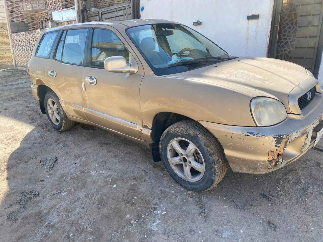 السلام عليكم سياره سنتافيه2002
كير ومحرك جدد 4سلندر صرفها حلو سنويتها ساقطه ب2019راعيها موجود بس صبغها جارد مامصبوغه وحداديتها زينه سعرها55 ناصريه اسكان الصناعي

***********
