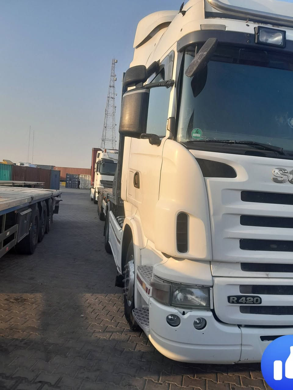 بيع سكانيا 2007 تخم تاير فول  مواصفات محرك 420 كير 1000 ريتايدر 5 طكات عربانه اوربيه 3دناكير بيبي رقم أربيل  سنويه نافذه ***********
