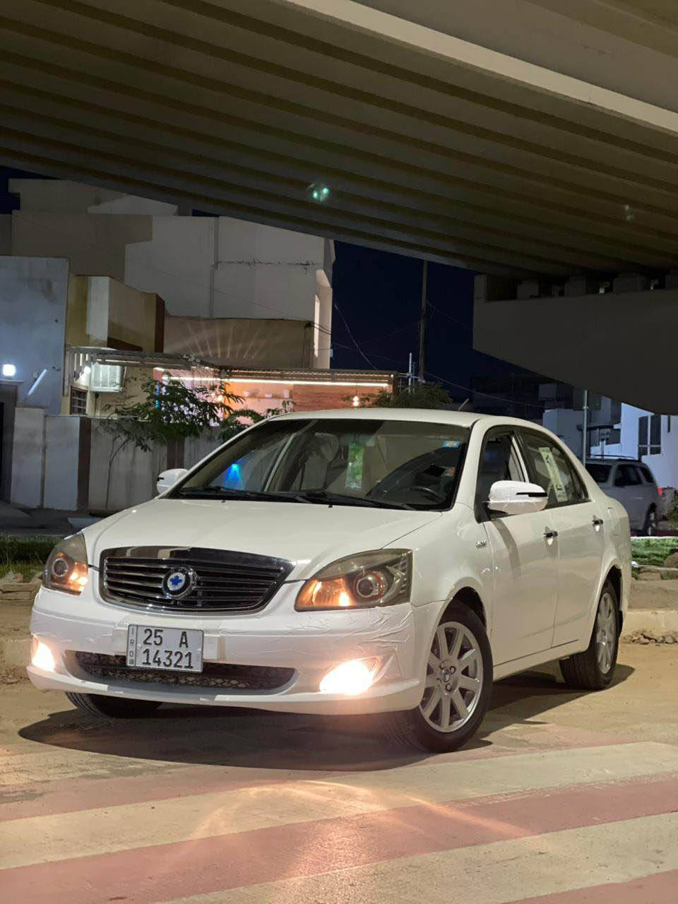 موبل 2013 سنويه جديد مشروع وطني 2030 بي دفتر بانزين كير و محرك محور كورله فكرك صافي و بشرط و تبريد شرط صدر امامي خلفي و كهربايات وتايرات شرط مكان سياره كركوك تسعين للاستفسار *********** كركوك, العراق
