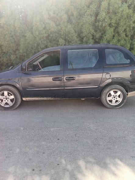 السلام عليكم سيارة دوج كرفان موديل ٢٠٠٧ للبيع للاستفسار الاتصال على الرقم ***********
