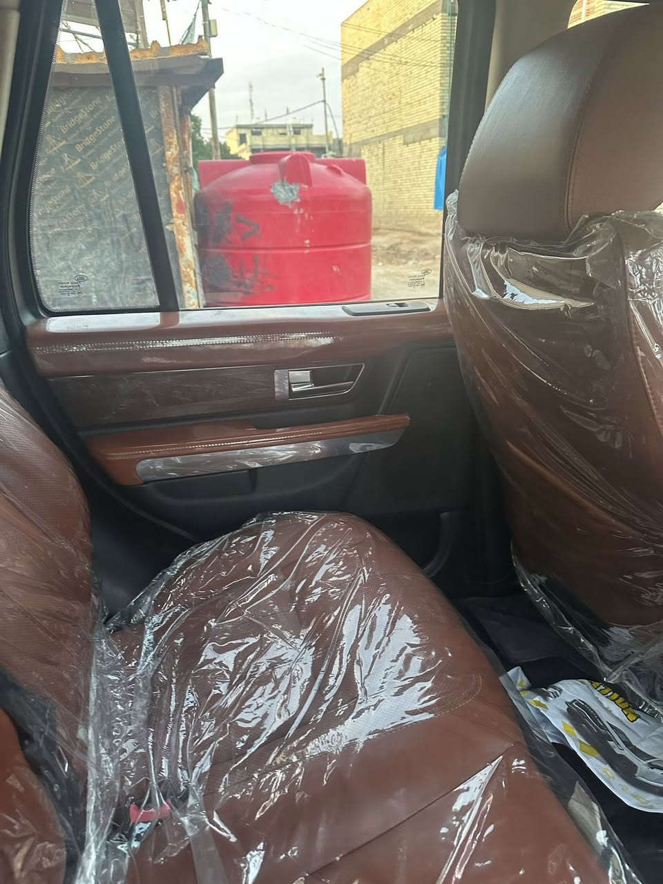 ⸻

🚗 للبيع رنج روفر فول مواصفات 🚗

🔹 الموديل: 2013
🔹 المواصفات: فول أوبشن
🔹 الحالة: ممتازة
🔹 الكفالة: كفالة عامة
🔹 السيارة نظيفة وجاهزة للاستخدام بدون أي صرف

💰 السعر: 190
📞 رقم التواصل: ***********
