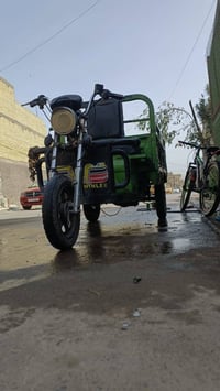 متاح ستوته شحن للبيع مكان الغزاليه شارع ٦٠ الهياكل السعر ٥٥٠ وبيه مجال...