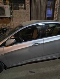 اكسنت ٢٠١٣ سنويه مجدد باسمي السعر ٨٨ ما متواجد ع الفيس بس اتصال  07809...
