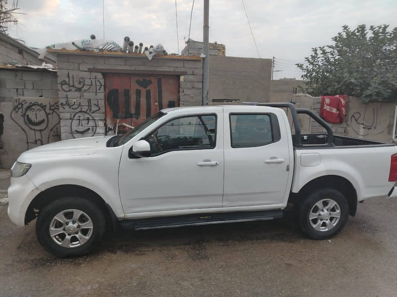 سلام عليكم سياره للبيع كريد ويل سياره حلوه موديل 2021 محرك سبلاين سبعه تبريد ثلج سياره حلوه سياره كسرته حلوه رقم صاحبه *********** مكاني البصرة القرنه ملاحظه لمو شراي لا يتصل سعر سياره 95وبيه مجال
