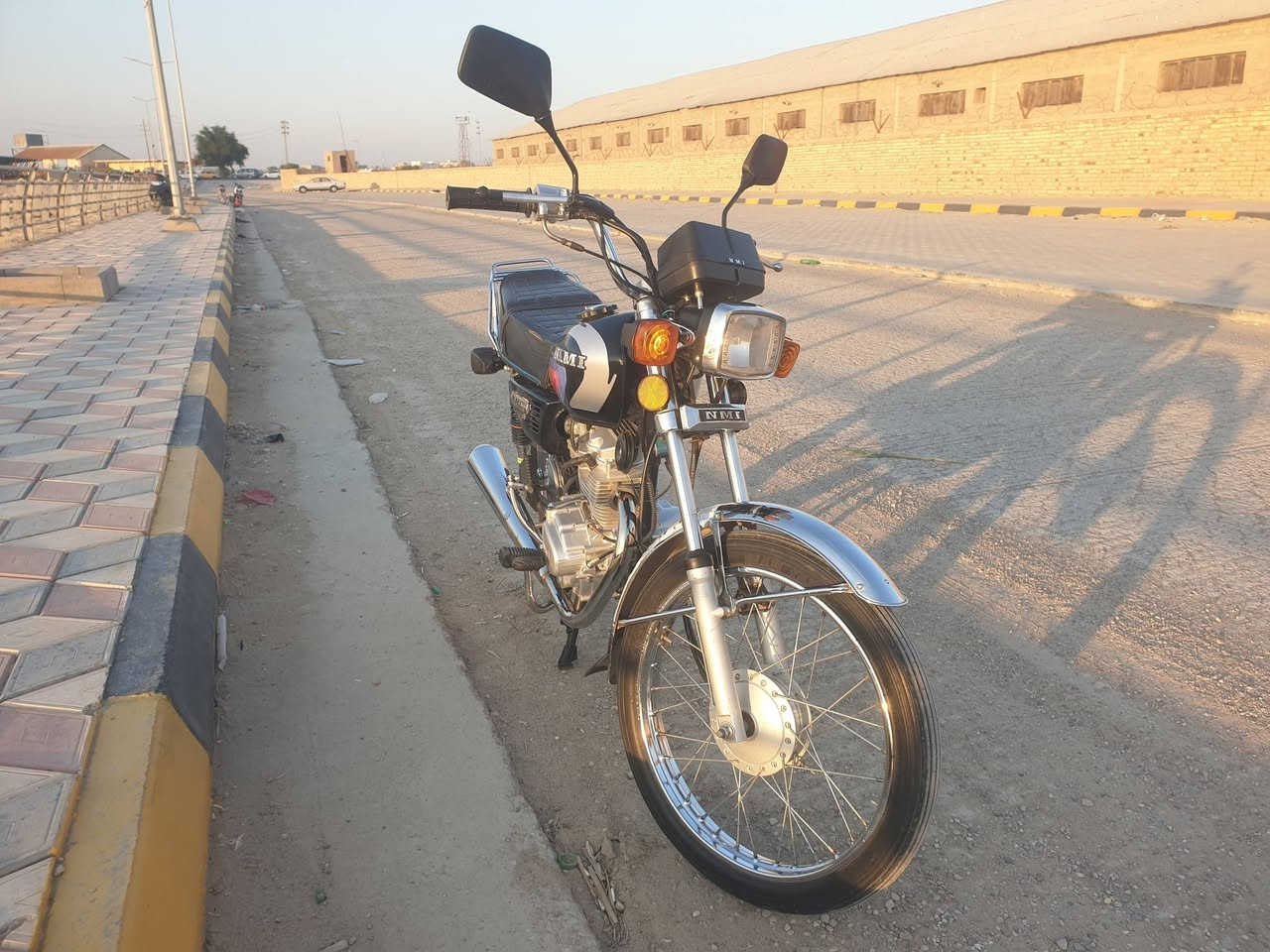 سلام عليكم دراجة نامه ابلاد 23 شهر 11 نهايته اربع اوراق اصوليه للبيع مكان كوت 
للاستفسار خاص او اتصال-***********
