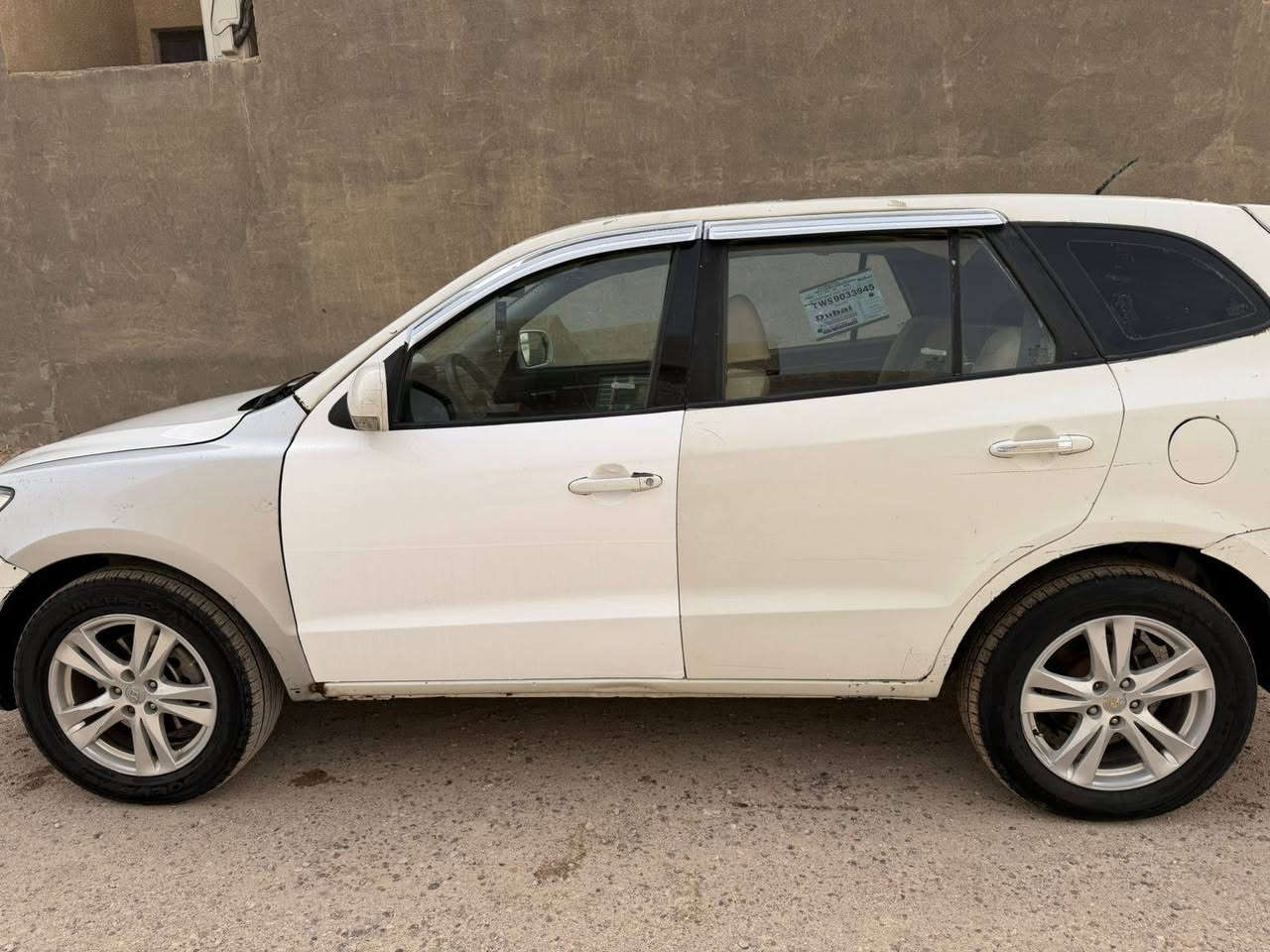 اسلام عليكم سنتافي ٢٠١٢ فول مواصفات 6سلندر رقم بغداد بااسمي هزه جديده وسنويه محرك وكير بشرط تبريد ثلج تخم تاير السياره خليجي السياره صارت بيها جفيه وصلحتها وترايك وين متريد سعرها 70 ورقه مكاني فلوجه ***********
