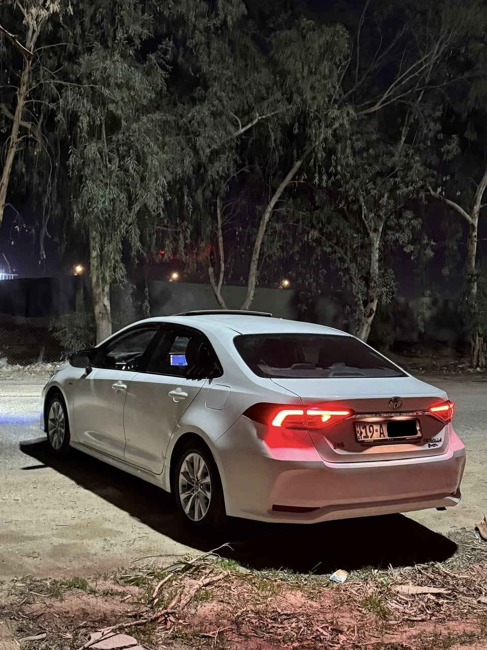 السلام عليكم
للبيع 
تيوتا كورلا  هايبرد 
2024علامه سوده 
مكفوله صبغ او تبديل شرط حته البارد 
لون ابيض رقم كربلاء مميز او اب اسمي تحويل مباشر 
مواصفات 
فتحه 
بصمه 
شاشه 
كأمره 
تحديد مسار 
قياده شبه ذاتيه 
ابل كار بلي 
أندرويد اوتو 
جلد اسود 
سايد بريك دكمه 
كشنات كهرباء 
تحكم استيرن 
قطعتين تبريد 
لايت LED
لايت عدسه 
ويل كب 
لايت ضبابي 
نضام EV. MDDE
جام اوتو 
حساس خلفي
حساس امامي 
محرك 1800
السعر 153
مكان السياره كربلاء 
للسفسار اكثر 
***********
