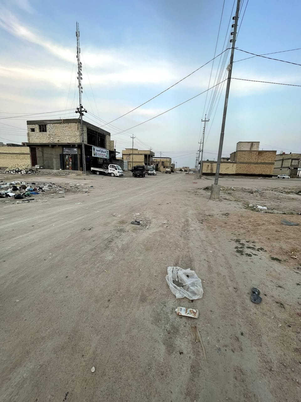 سلام عليكم
عرصة للبيع
بحي النداء رقم العقار(51868)
مساحة العرصة 100 متر
شارع 20 قرب جامع الاحسان مقابل اسواق السيد
بيع مباشر من صاحب العقار(***********)
مكلف بالنشر
