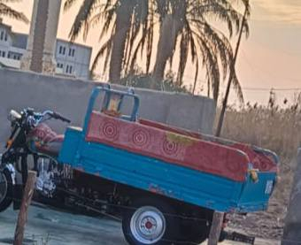 بدي للبيع قديم فول بس شده مكان بابل حله جبله السعر ١٠٠قفل لا تعب روحك هاذه رقمي ***********
