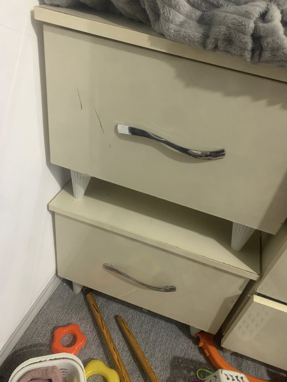 كنتورو ميستواليت و ٢ كومدي للبيع كل على ٥٠ ألف 
مكاني كركوك بنجاعلي 
واتساب ***********
