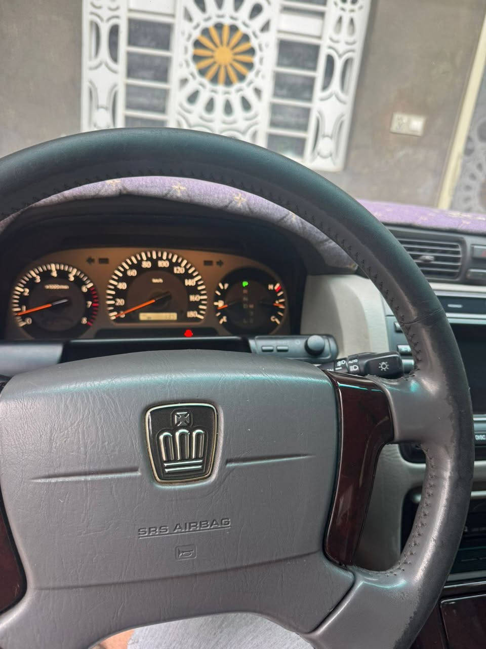 السلام عليكم ملكه 2003 كرستال اصل دكمتين مكينه ديفور الصغير شاصي 71 تحوير نجف فوگ وجوه عنواني النجف 
السعر 70 وبيها مجال قليل 
رقمي ***********
