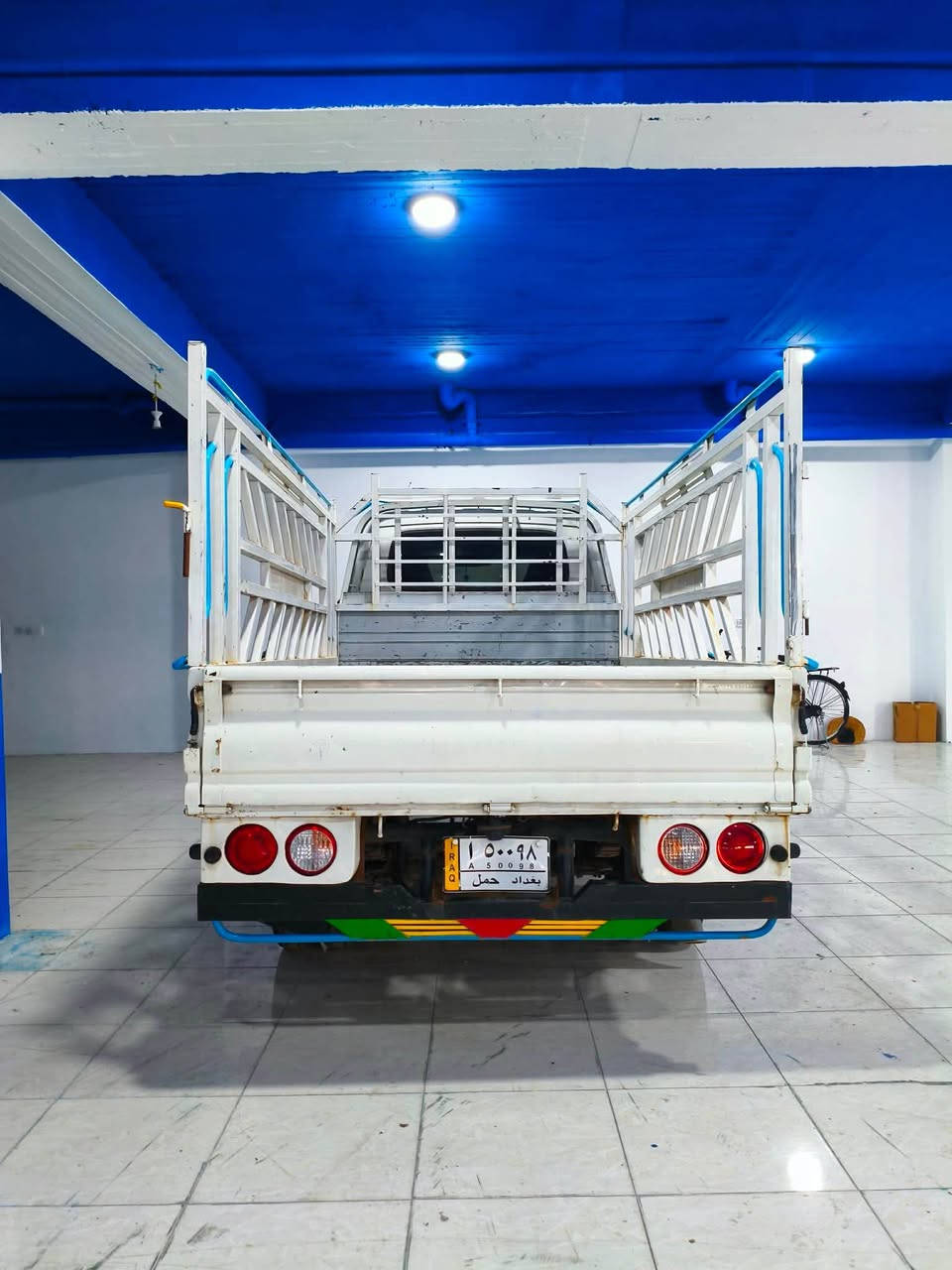 کیا 3000 مەکینە ڕەش مڕغوب 2006 گێڕ تۆماتیک برێک بەستراوە هایدرۆلیک و ڕۆنی مە کینە تازە گۆڕاوە تایەی تازە گۆڕاوە بێ عەیبە 98000 ڕۆیشتوە 
شوێن ڕانیە *********** رانية, السليمانية
