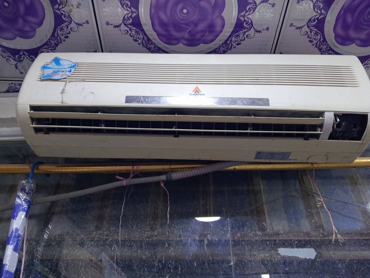 طابعة hp 477 - Wifi سعرها 550 الف
جهاز كبس حراري (سعره 20 الف)
ميز جام الطول متر عددهن 2 (سعرهن 150 الف)
كاميرات عدد 3 مع جهازهن وبلازما صغيره (سعرهن 200 الف)
سبلت الحافظ طن ونص (سعره 250 الف)
ميز حديد (سعره 25 الف)
وغراض مكتبة (بالفيديو واضحات)
 العنوان صوب الشامية - منطقة المنصورية قرب مدرسة الخرطوم


**إذا كنت صاحب هذا الإعلان وتريد حذفه لأي سبب، رجاءا أرسل رسالة إلى الدعم الفني**