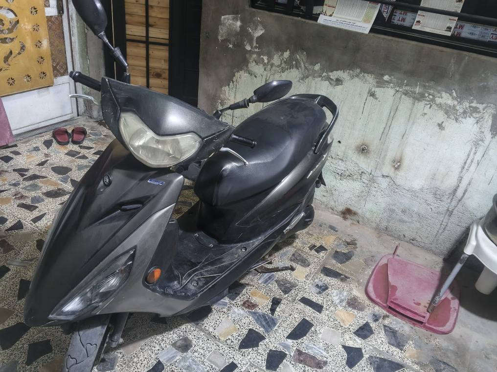 سلام عليكم دراجه اكزز z ياباني نوزل حديث دراجه كهربائيات شغاله كفر اصلي مكفوله 100/100 السعر 850 
الرقم ***********
بغداد مدينه الصدر قطاع 23
المو شراي لا يتصل بغداد, العراق
