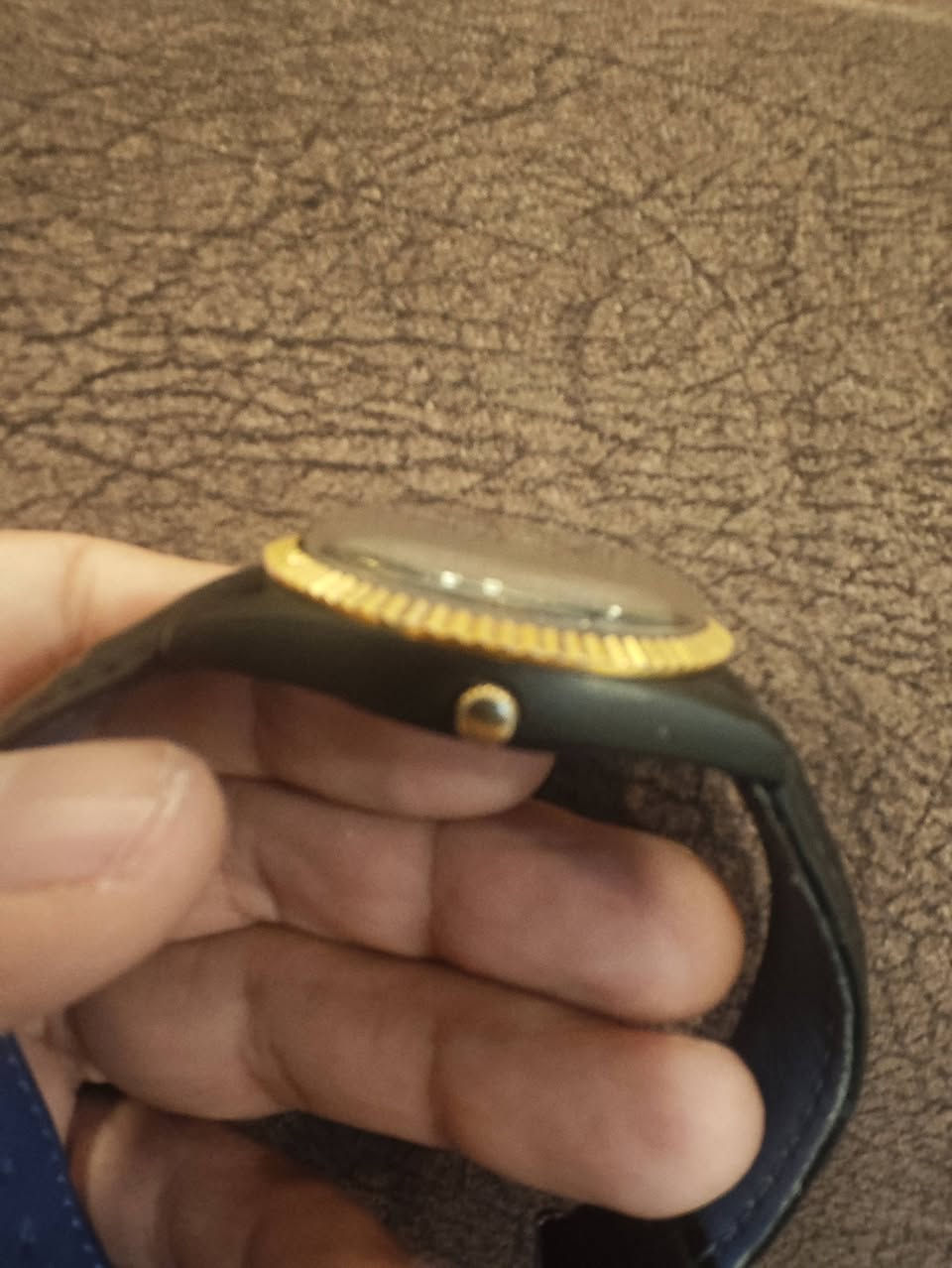 بنيورس ياباني كوارتز فتتج للاستفسار خاص


**إذا كنت صاحب هذا الإعلان وتريد حذفه لأي سبب، رجاءا أرسل رسالة إلى الدعم الفني**