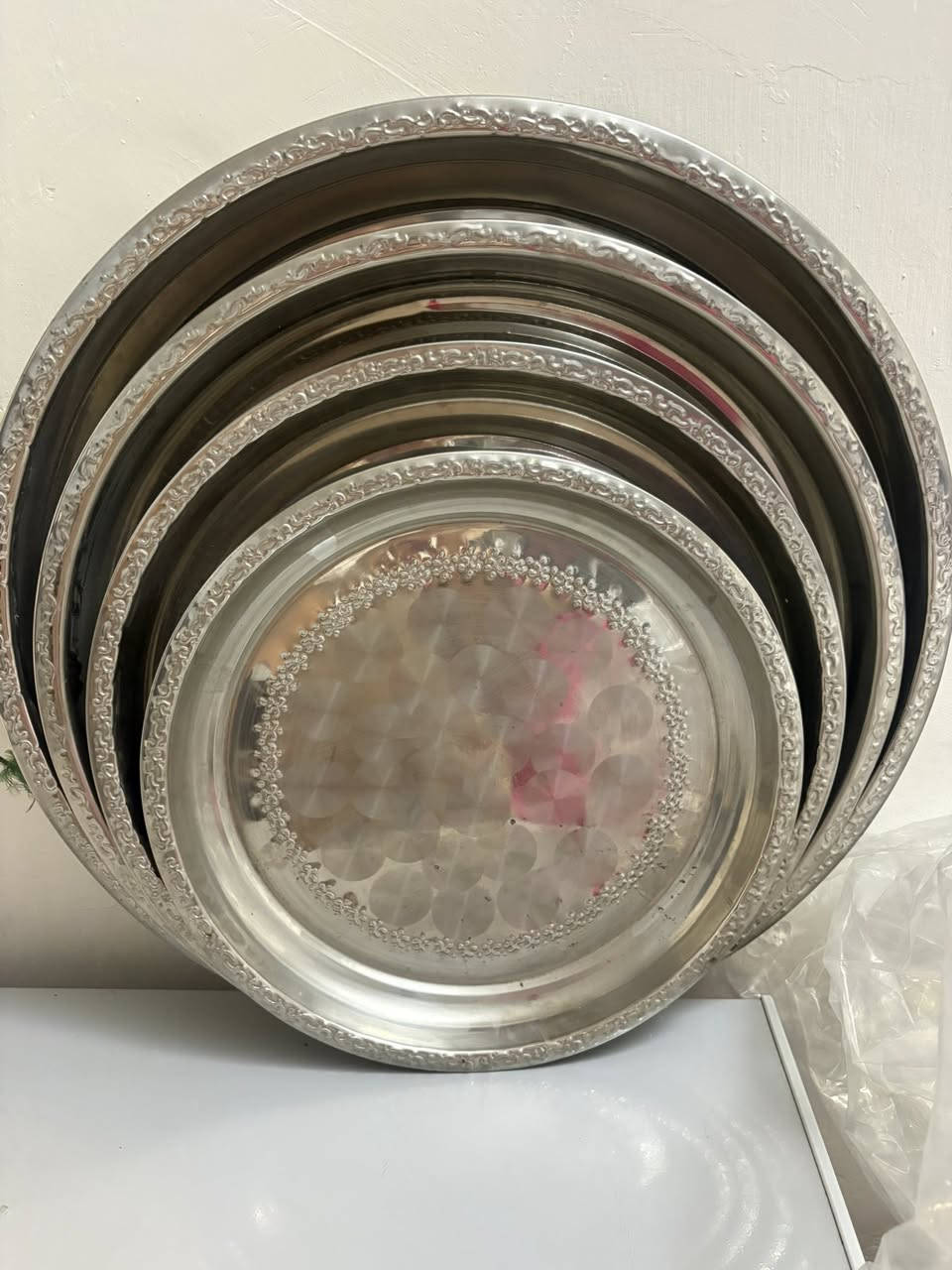 سيت صواني ستيل الثقيل عدد 4  اريدهن ب 30وبيهن مجال


**إذا كنت صاحب هذا الإعلان وتريد حذفه لأي سبب، رجاءا أرسل رسالة إلى الدعم الفني**