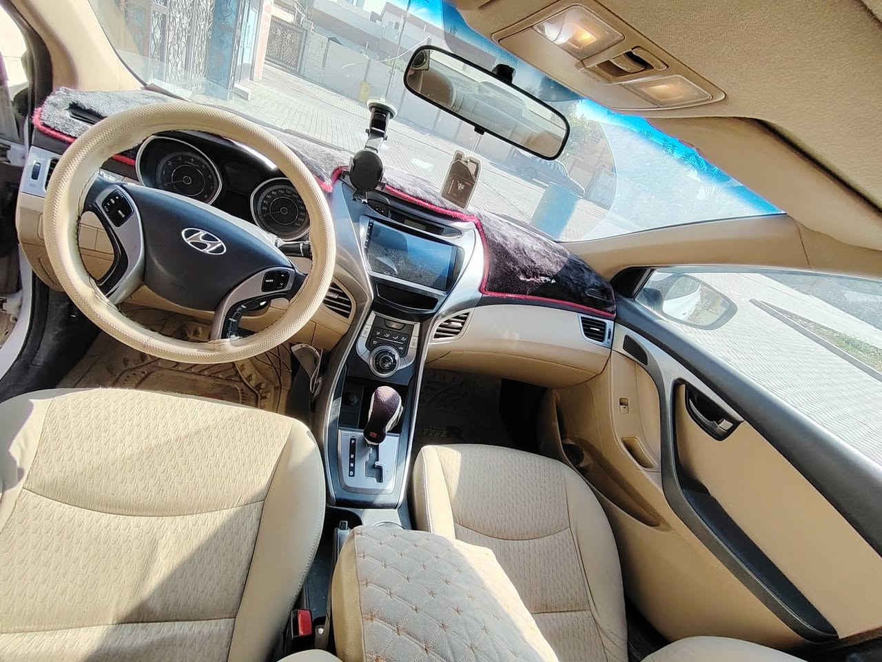 سلام عليكم سياره الانترا أبيض خليجي أبيض موديل ٢٠١٤ بيه قطعه  باب الخلف سكن بارد اصبعين بل بونيد فوك لايت سياره مكفوله غير هذني وسنويه جديده ودفتر بانزين سياره بسمي شرط تحويل سعرها ١٣٠


**إذا كنت صاحب هذا الإعلان وتريد حذفه لأي سبب، رجاءا أرسل رسالة إلى الدعم الفني**