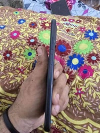 بوكو M4 pro تلفون جديد بعده بحالت شركه  ذاكره ٢٥٦ السعر ٢٢٥ بي مجال بس...
