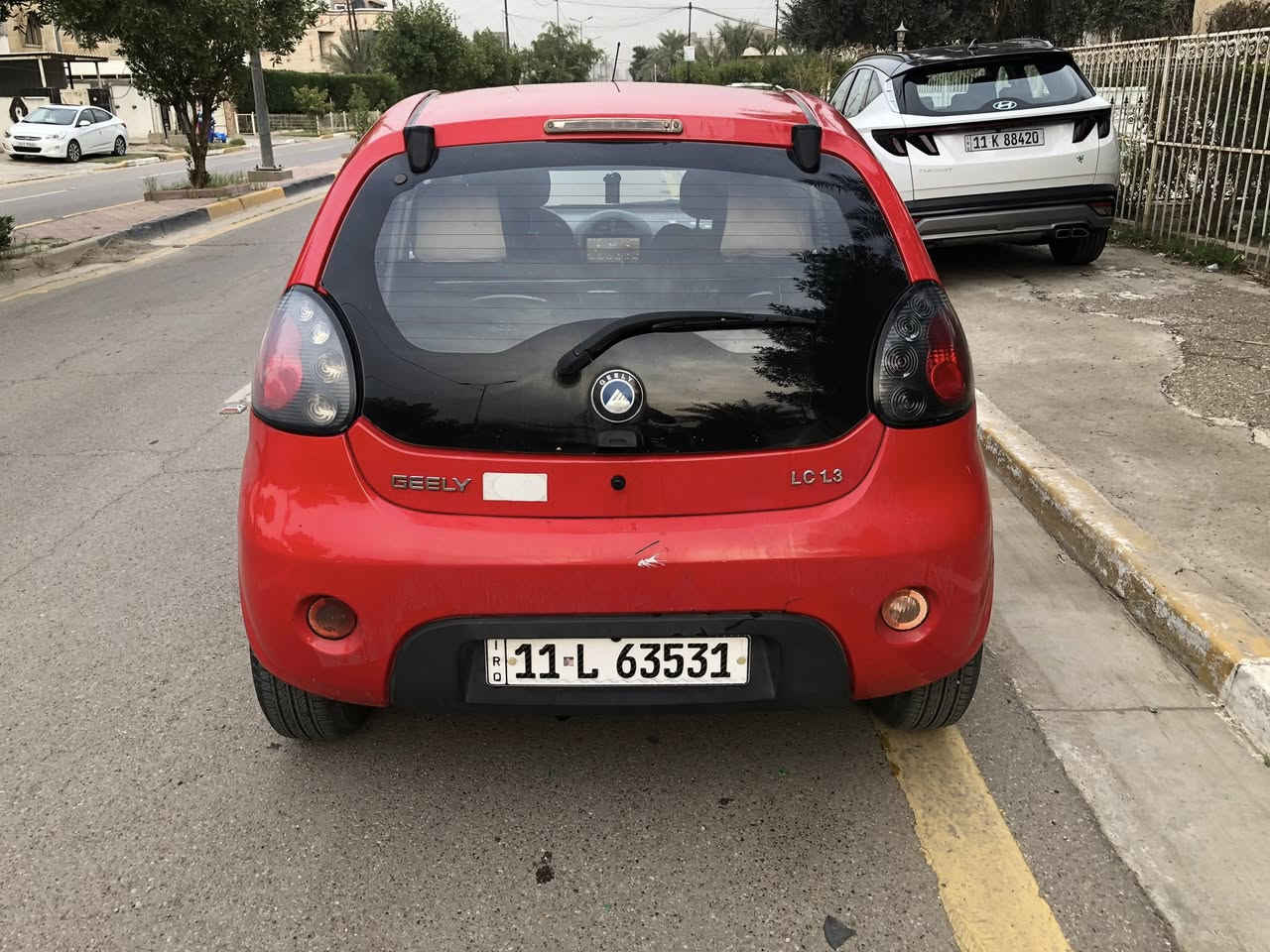 للبيع جيلي باندا موديل ٢٠١٣
ماشية 76 الف 
مكفوله كفاله عامه من الضربه والصبغ فقط بارد مقداد شبر حافة الجاملغ الامامي اثر دحجه 

السيارة حلوة ونظيفة استخدام نسائي 

كير ومكينه خير من الله

شاشة اندرويد 

كاميرا خلفية

رقم بغداد الدولي سنويه بسمي تحويل ثاني يوم 

العنوان بغداد حي العدل 

السعر ٥٢ ورقه وبيهه مجال للشراي 

للاستفسار ***********
