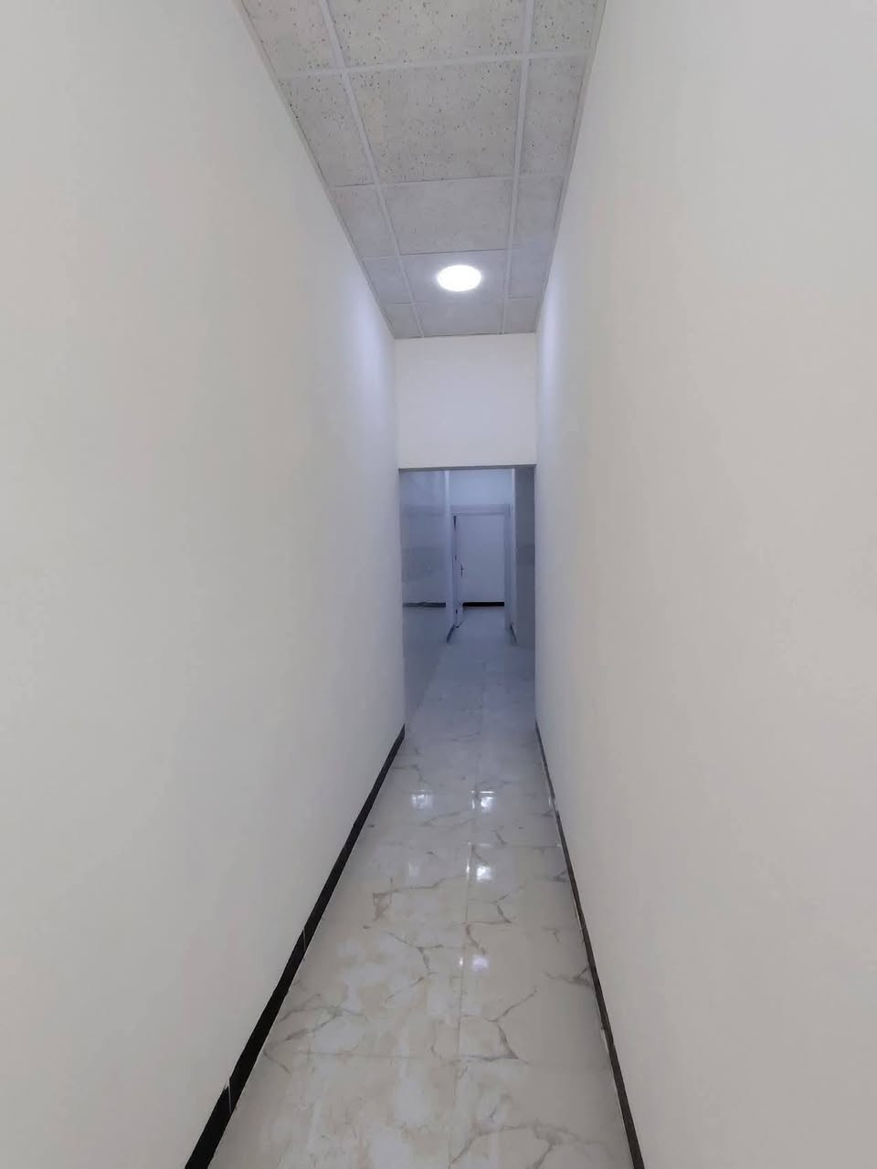 للايجار دار 100متر صفر  
مساحه 100متر  طابق واحد  مستقل حي العسكري  قرب من ماركت  النور 
سعر 250 قفل +  مكتبيه المكتب  
للاستفسار ***********
