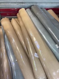 الأرضية الأفضل لجميع سيارات الباصات توفرت عدنا وللجملة والمفرد وبأنسب ...