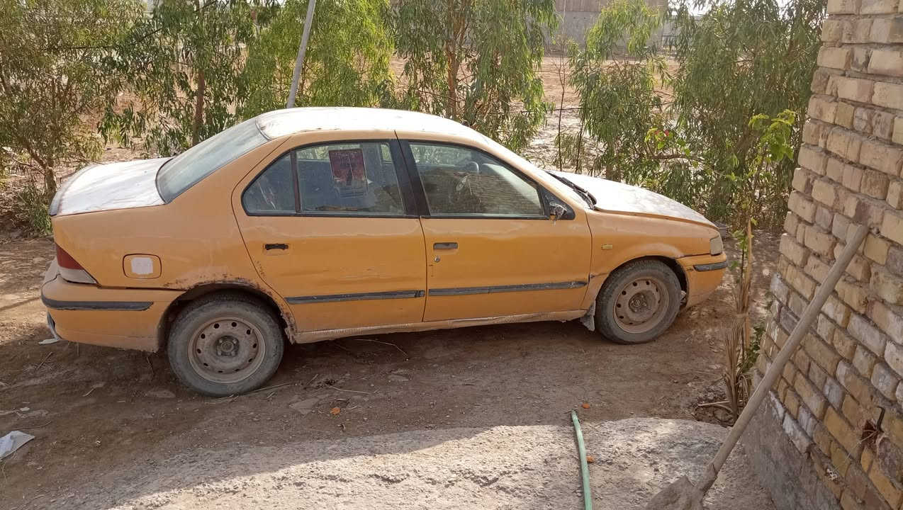 السلام عليكم سمند موديل 2011 للبيع مستعجل  سياره مكينه وگير يخبلن  ومابيها نواقص بس اللايسي وسعره 10 الاف مكان السياره ديوانيه  علا طريق السنيه  يم معمل الكاشي  سعر السياره 18 ورقه وبيها مجال  انطيك رقم راعيها وتروح داورها  لل استفسار اتصل علا الرقم التالي   ***********
