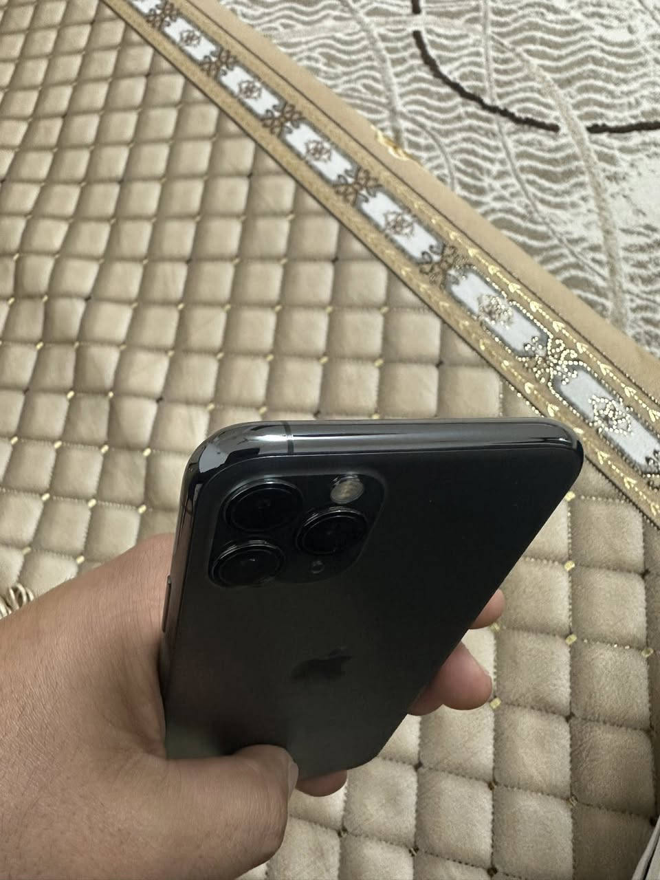 ايفون 11 پرو   ذاكرة 256 بطاريه 68 الجهاز على وضع الشركة وتربروف مامفتوح كله بلادي نضافة100% شخط مابي بالشرط سعره 265 الف


**إذا كنت صاحب هذا الإعلان وتريد حذفه لأي سبب، رجاءا أرسل رسالة إلى الدعم الفني**