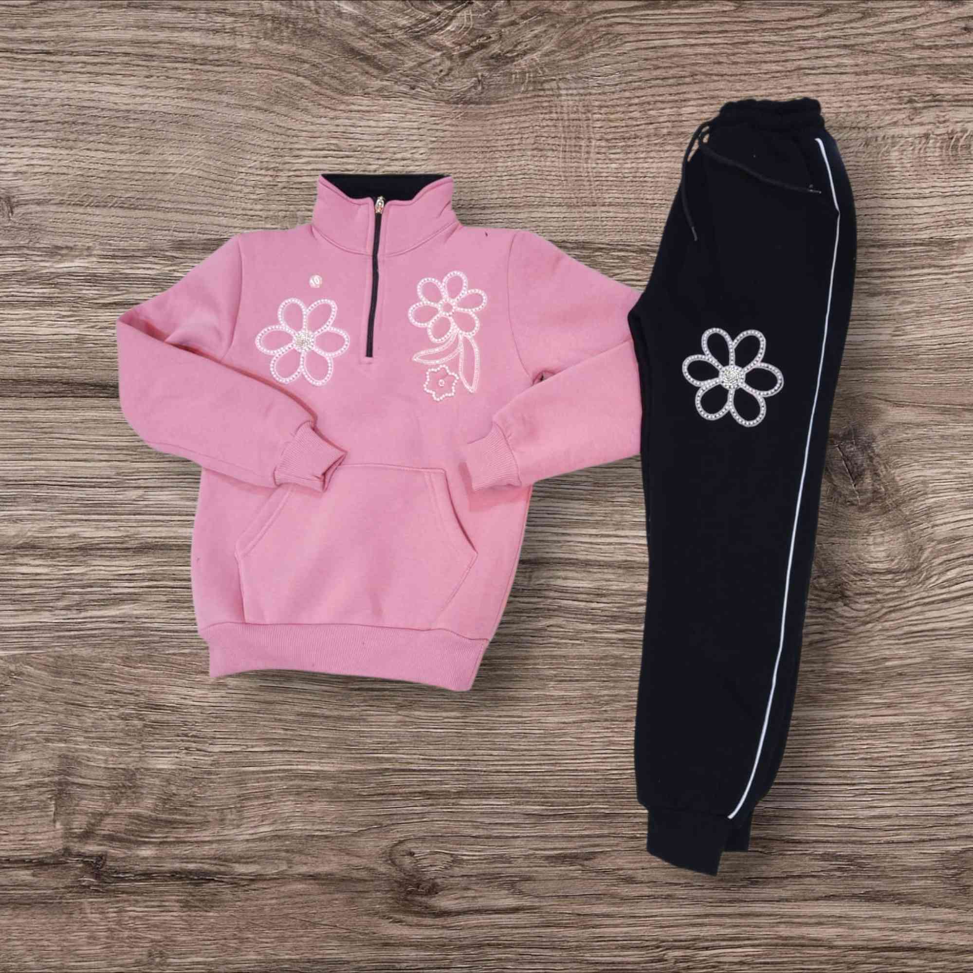 تخفيضات نهاية الموسم الشتوي ❄️
زبائننا الكرام...
تخفيضات على القطع الأخيره من التراكات البناتية 👧🏻
سعر القطعة ( 10 ألف)🤗
القياسات (٦-١٢) سنة
القياسات (١٤-٢٠) سنة
العنوان / شارع المستودع خلف سوبر ماركت أورجنال داخل (مجمع الزهور)
للأستفسار الاتصال ***********
يوجد توصيل لكافة محافظات العراق 🚙
