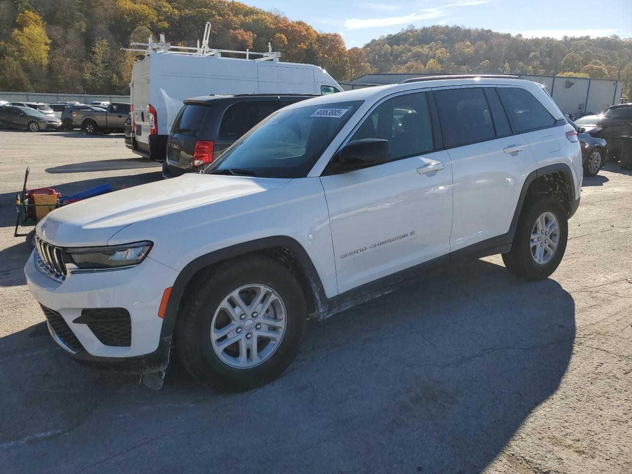 لاصحاب كتب الشهداء 
▪️نوع السيارة :  جيب كراند شيروكي لاريدو
▪️الموديل : 2025
▪️تاريخ المزاد : الخميس  2026/3/12
▪️ عداد المسافة :  10.679  mi
▪️السعر : حسب المزاد 
▪️حجم المحرك:  3.6     6 سلندر  
▪️تاريخ الوصول : من 45 - 70 يوم 
▪️نوع الحادث:حسب الصور المرفقة والتقرير
▪️اوقات العمل في الشركة تبدأ من الساعة 10صباحاً 
        ولغاية ال12ليلاً  
▪️العنوان 🏦 بغداد البنوك شارع المشاتل بالقرب 
        من جسر البنوك 
▪️للاستفسار يرجى ارسال رسالة الى الصفحة 
▪️او الاتصال على الارقام التالية :
***********      مصطفى
***********     وسام
 #سيارات_أمريكية #الجميع #خاصة #الشحن
