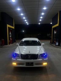 تويوتا كراون • ٢٠٠٢ • شاشة لمسية