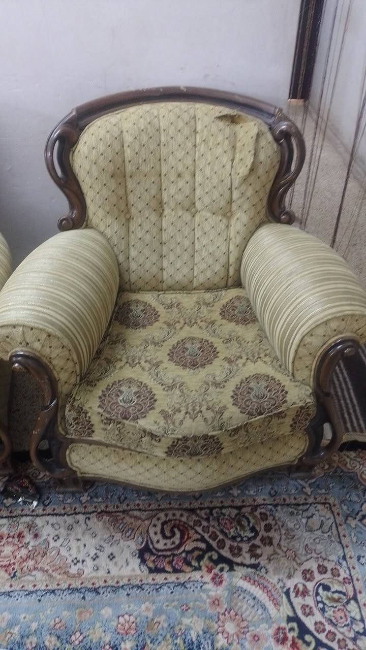 طخم للبيع خشب مالو درجه اوله   غسالة ملابس تومتيك هيتاشي 8كيلوات مستعمله بس نضيفه حيل والله العنون حي صدام السعر على رقم الخاص مفتوح *********** تحياتي الجميع اوفق ادمن
