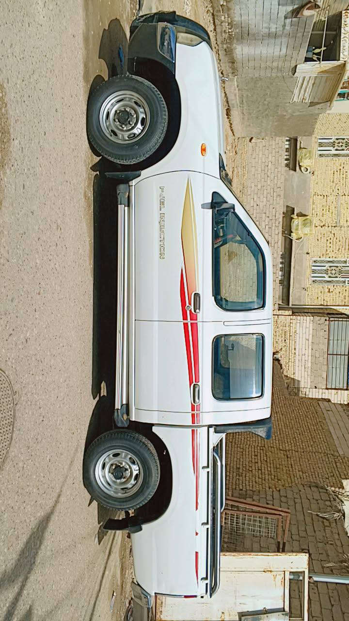 سلام عليكم بيكم نيسان 2008 سياره مكفولة من الضربه من عده جراد بلقماره مصبوغه بس القمارة المكان ميسان المجر الكبير  السعر 100 الاستفسار عله هاذ الرقم *********** / ***********
