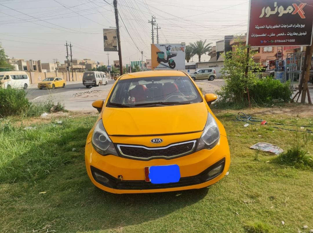 كيا ريو 2014  رقم الماني انكليزي
سيارة باسمي تحويل ثاني يوم مكينة ١٦ دوش تبريد مكفولة من الغرامات سيارة كامل صبغ 
ظربتها جاملغ خلفي مواصل حوض 
وجاملغ امامي وبونيد امبدل
رايدها 60 للاستفسار
***********
