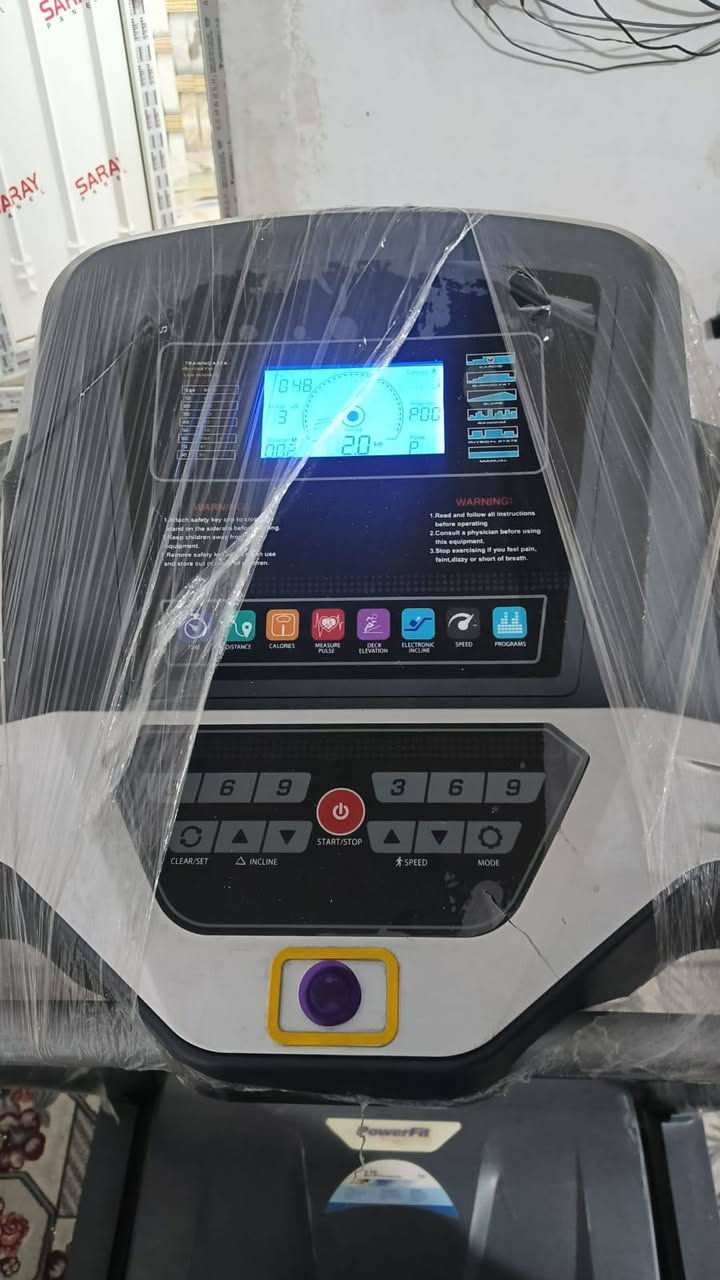 جهاز ركض( جري) امريكي اصلي مامشتغل بس مره وحده فول مواصفات
قياس ضغط
قياس قلب
جبلي 
سماعات يربطن بلوثوث 
عدد كيلو متر 
جي بي اس 
وهواي بي مواصفات 
***********
